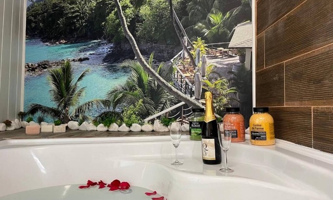 Mozelos Appartement | Retreat Premium Suite fountain