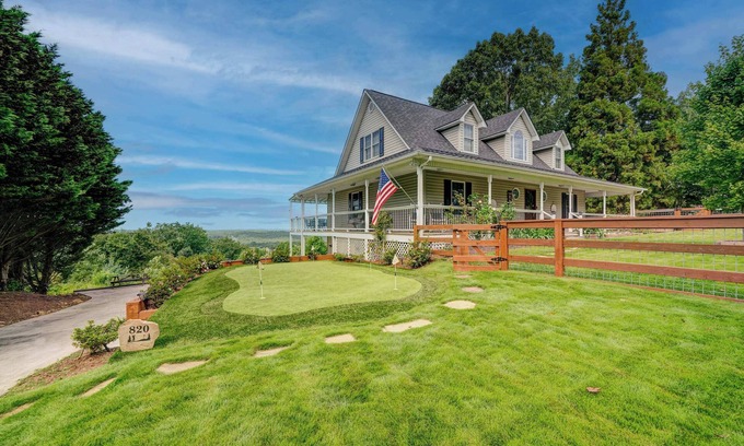East Ellijay Maison | Retreat to Ellijay with stunning sunset views!
