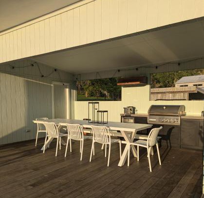Kuaotunu Maison | Retro 4 Bedroom Kuaotunu Bach