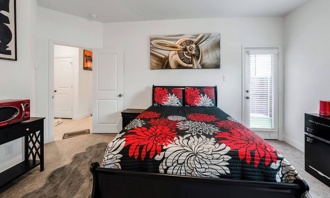 Lewisville Maison | Retro Living