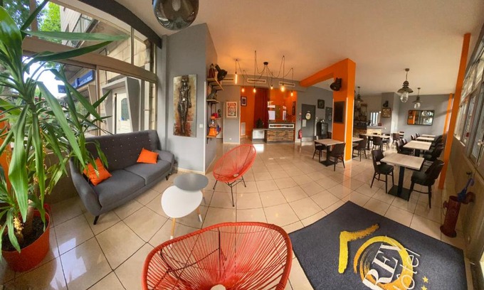 Lamalou-les-Bains Hôtel | REV HÔTEL