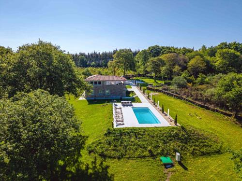Monterroso Maison | Reverence Villas Fufin