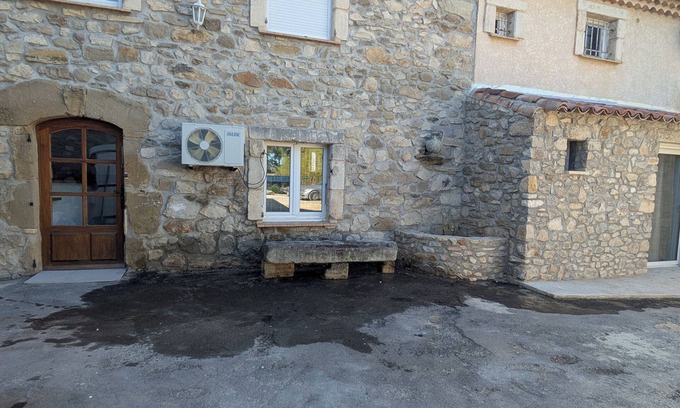 Saint-Christol-Les-Ales Appartement | Rez de Jardin Chez Elise