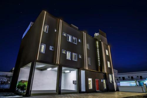 Thoraipakkam Hôtel | RG SUITES Xotel OMR THORAIPAKKAM