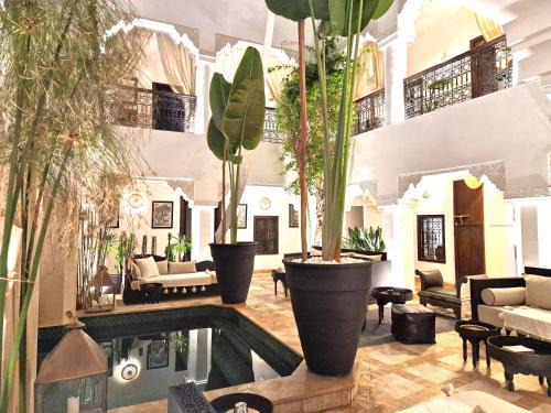 Bab Doukkala Lit Et Petit-Déjeuner | Riad Dar El Mahja