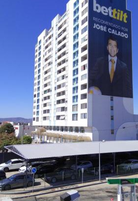 Montenegro Appartement | Ricardo Rolão Vista Mar - Edifício Oásis - Bedrooms