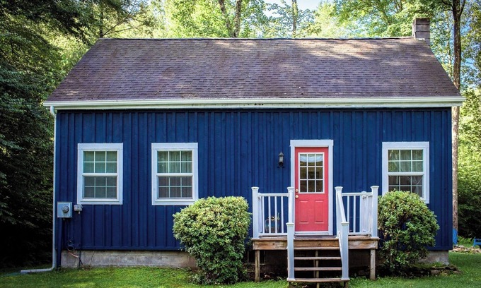 Sweet Valley Cabine | Ricketts Creekside Cabin - WIFI, grill, hammock, creek