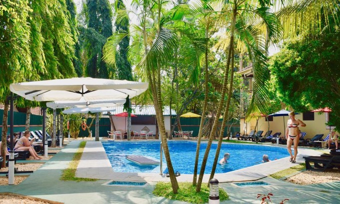 Kammala Maison | Rico Shadow Guest House & Restaurant