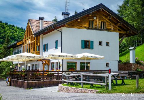 Ravina Hôtel | Rifugio Viote