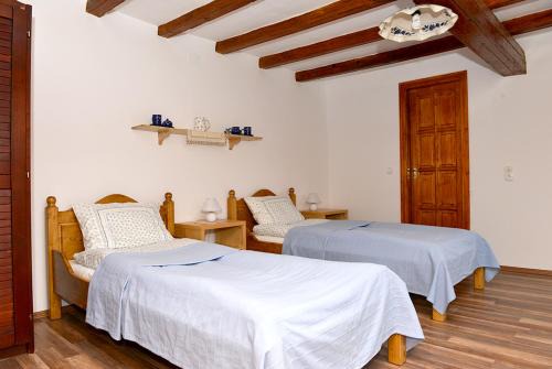 Tiszaalpar Maison | Rigófütty Vendégház