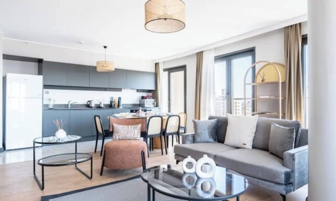 Kagithane Appartement | Rigel - 3BD Fantastic Central Flat in a Residence
