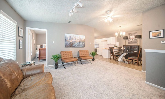 Midland Maison | Right at Home-Uptown Place with gated yard and covered parking