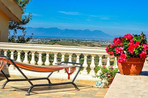 Cicerale Appartement | Rigoletto Cilento with private garden and pool