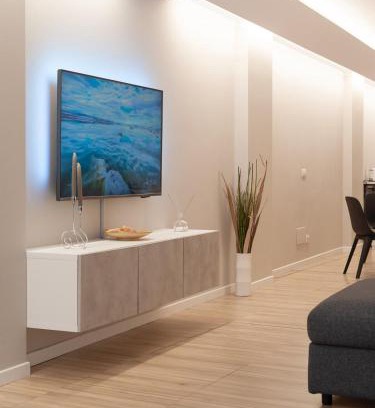 Rimini Appartement | Rimini Centro Loft Open Space Titan's Lair