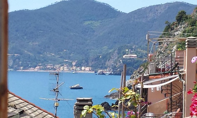 Vernazza Maison | Rina Rooms