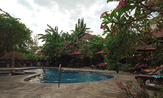 Lovina Hôtel | Rini hotel