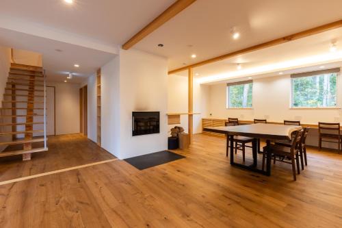 Azumino Maison | Rinrei terrace 一棟貸切 シングルルーム6部屋 各部屋トイレ シャワー付