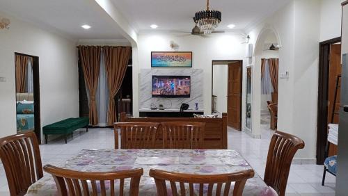 Taman Rinting Maison | Rinting Corner Islamic Homestay, Pasir Gudang