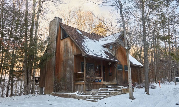 Northface Cabine | Rippling Waters is a Gorgeous cabin close to Timberline mountain slopes!
