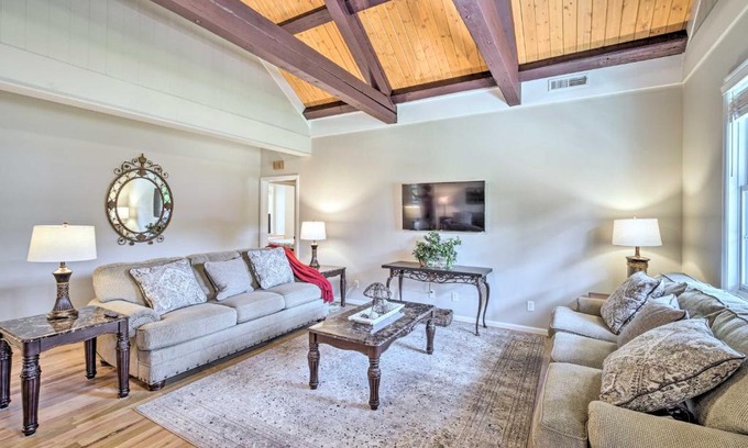 Rising Fawn Maison | Rising Fawn Home about 1 Mi to Cloudland Canyon!