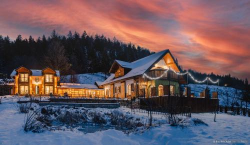 Gura Humorului Chalet De Ski | Rita Art Chalet Voronet