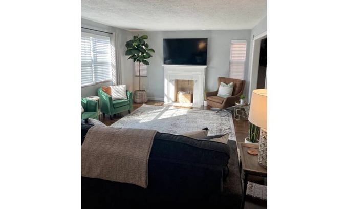 Huntington Maison | Ritter Park Flats. Convenient and spacious!