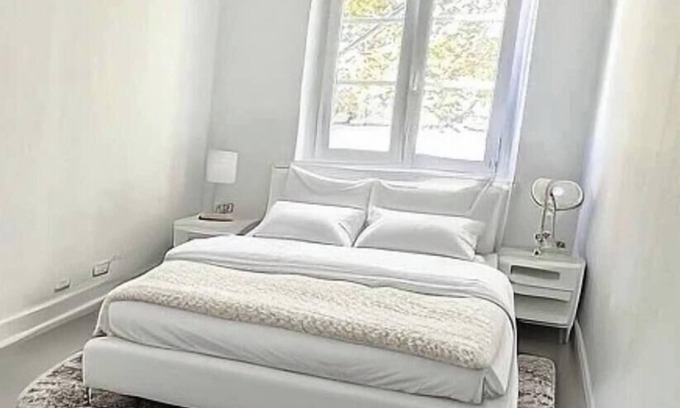 Charleroi Appartement | Rive Gauche F center - train station - airport