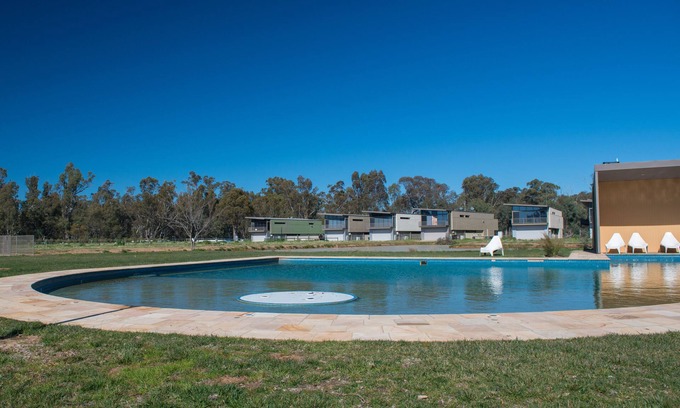 Moama Maison | River Chillin '- Maison de vacances au bord de l’eau avec rampe et spa