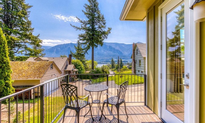 Stevenson Maison | River Gorge View