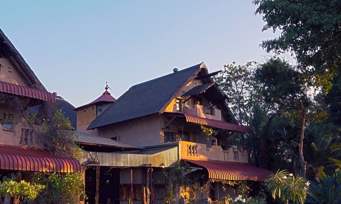 Malelane Cabine | River House Bush and Safari Lodge