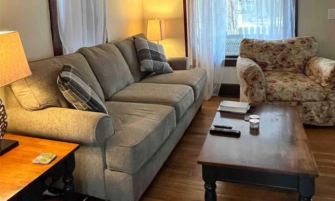 Berea Maison | River House on BW campus!