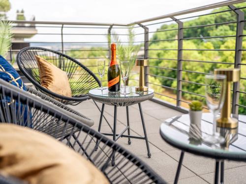 Niedergirmes Appartement | River Lux Loft - 5min to HBF