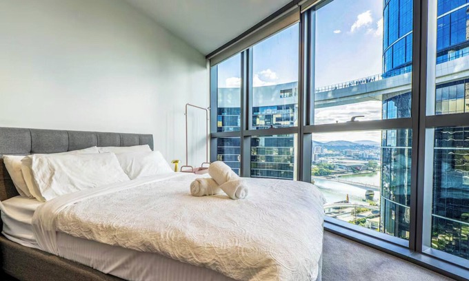 Brisbane Appartement | River Nights & City Lights - Luxe Stay + Carpark