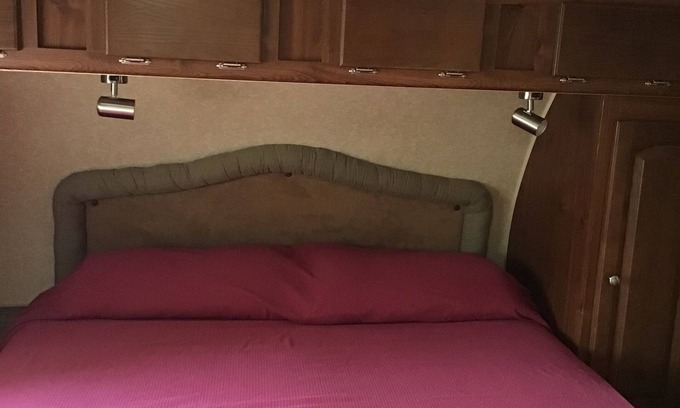 Frankfort Maison | River Road Reasonable RV