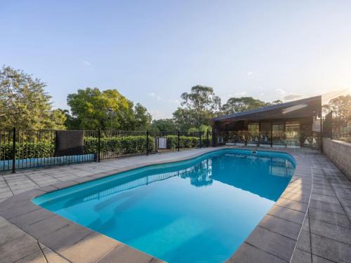 Loganholme Maison | River View 5B Home near Freeway Shops Loganholme