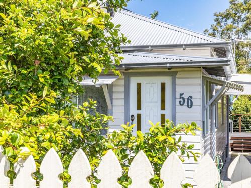 Maclean Maison | River View Cottage