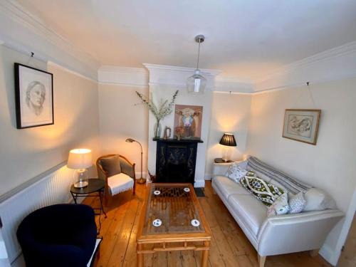 Shrewsbury Maison | River walk . Shrewsbury.Shropshire.With parking.