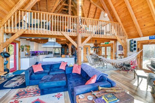 Newtonville Maison | Riverfront A-Frame Cabin in Troy with Pool and Dock!