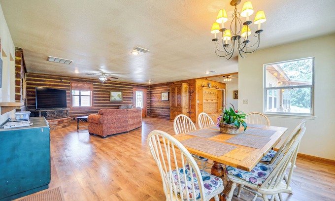 Brady Maison | Riverfront Brady Retreat on 25 Acres!