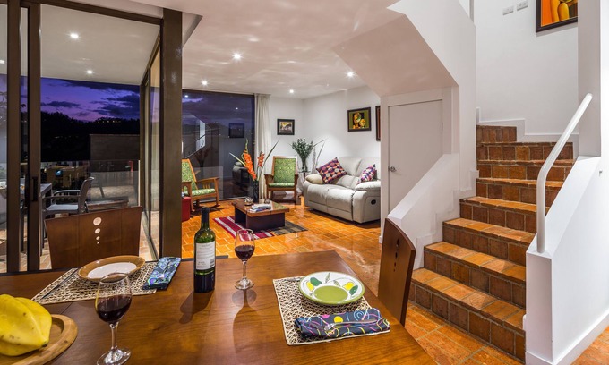 San Blas Copropriété | Riverfront condo - Superbes vues dans le quartier historique de Cuenca