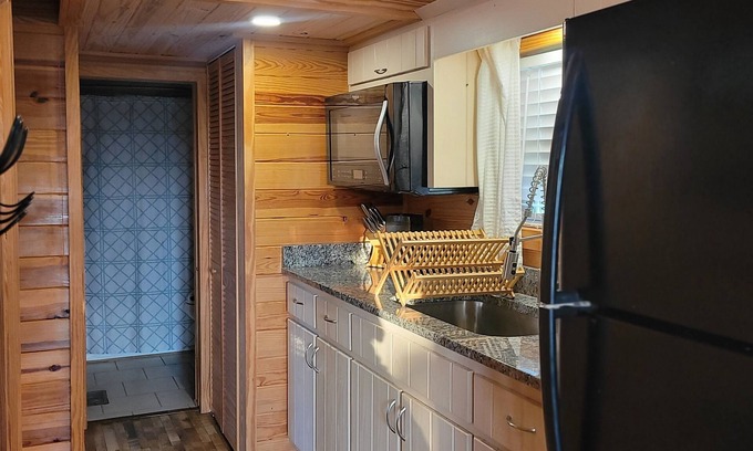 Brunswick Cabine | Riverfront Getaway