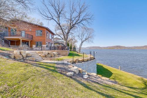 Wabasha Maison | Riverfront Home with Yard Games in Wabasha!