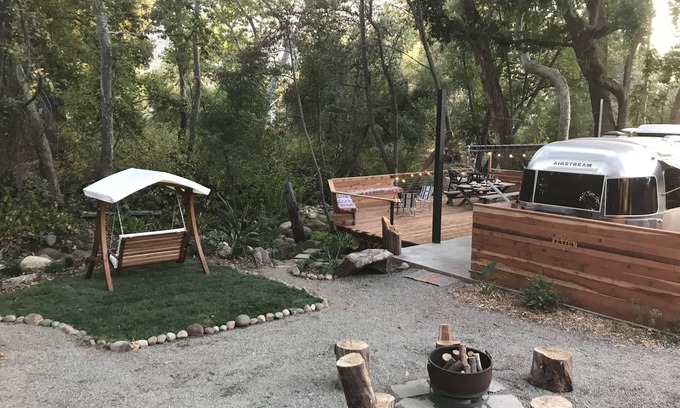 Three Rivers Cabine | RIVERFRONT Lush & Lux AIRSTREAM Cabin Vue imprenable