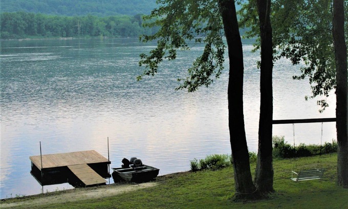 Dauphin Maison | Hershey, Amish, Gettysburg, En bord de rivière / Vue sur la montagne, Kayaks