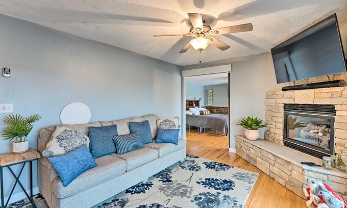 Rockford Maison | Riverfront Rockford Home with Fire Pit and Deck!