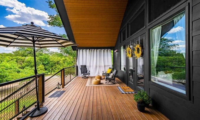 Ingram Maison | *Riverfront* The Nest @ Haven on the Loop