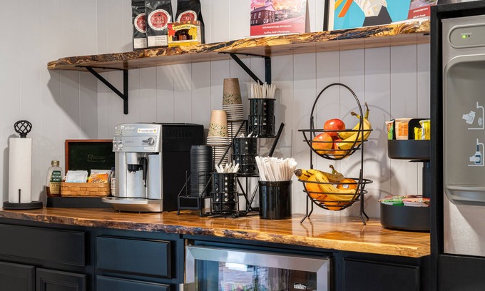 Peterborough Hôtel | Riverhouse by Weekender (Formerly Jack Daniels Inn)