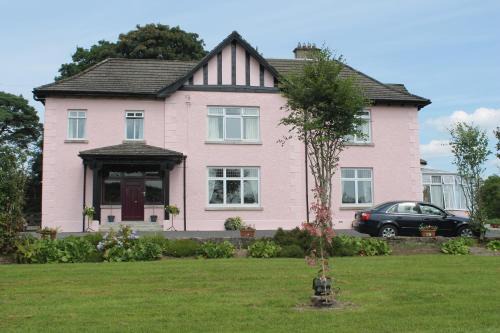 Ballinamore Maison | Riversdale Farm B&B