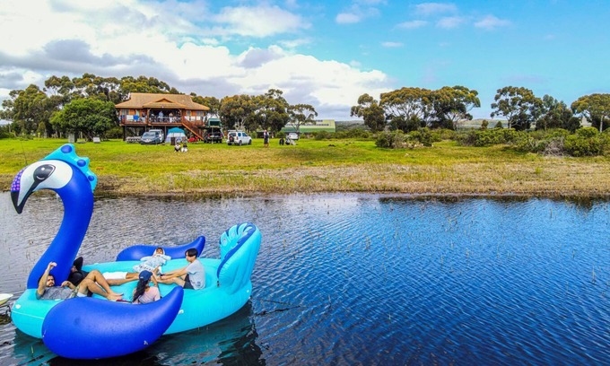 Overstrand Cabine | RIVERSENDFARM STANFORD