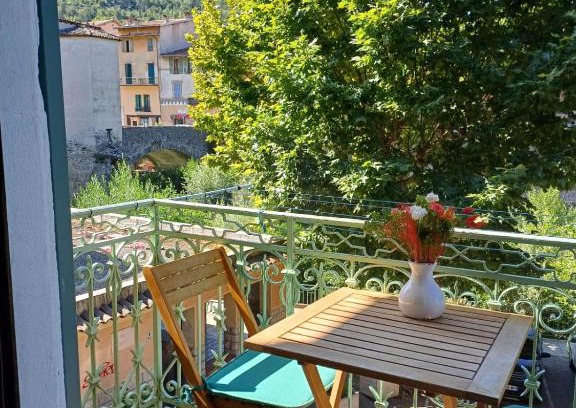 Sospel Appartement | Riverside apartment